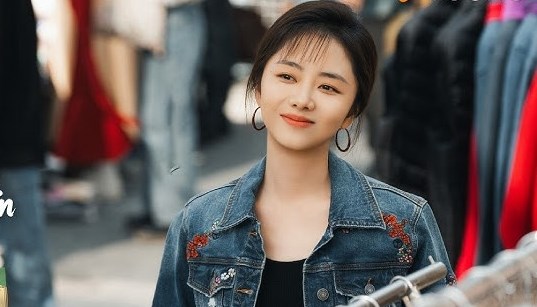 Đàm Tùng Vận và hướng đi thông minh để làm mới chính mình