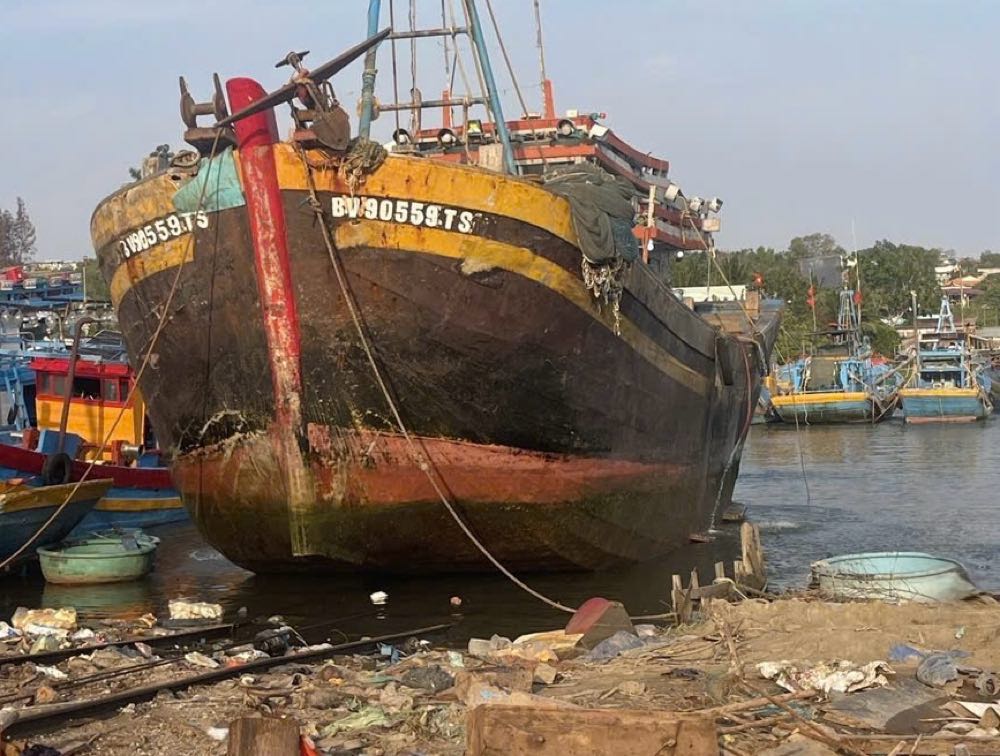 1 trong 5 tàu cá bị xử phạt. Ảnh: Duy Tuấn
