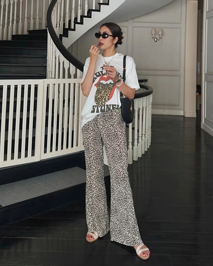 Thời trang đời thường năng động của con dâu tỉ phú Johnathan Hạnh Nguyễn. Ảnh: NVCC