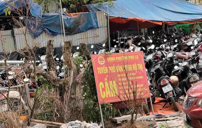 Hà Nội cần xử lý bãi xe trái phép quanh tuyến Cát Linh - Hà Đông