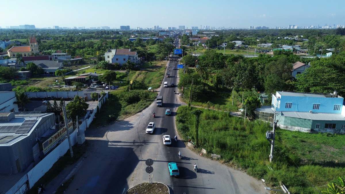 Nút thắt “cổ chai” dài 500m tại khu vực kết nối cao tốc Bến Lức - Long Thành chưa được thi công đồng bộ.