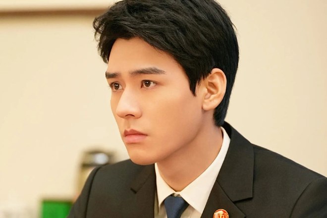 Cung Tuấn không thể bứt phá dù phim mới có nhiều lợi thế