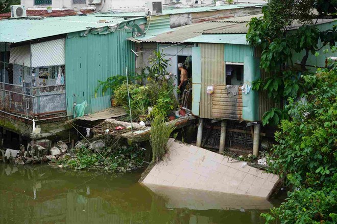 555 hộ dân ở 18 phường, xã TPHCM bị ảnh hưởng bởi 43 điểm sạt lở nguy hiểm