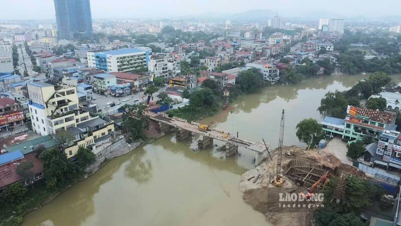 Công trường dự án xây mới cầu Gia Bảy. Ảnh: Việt Bắc