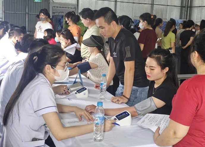 Khám sức khỏe định kỳ cho hơn 600 đoàn viên, người lao động tại Công ty TNHH HiTex