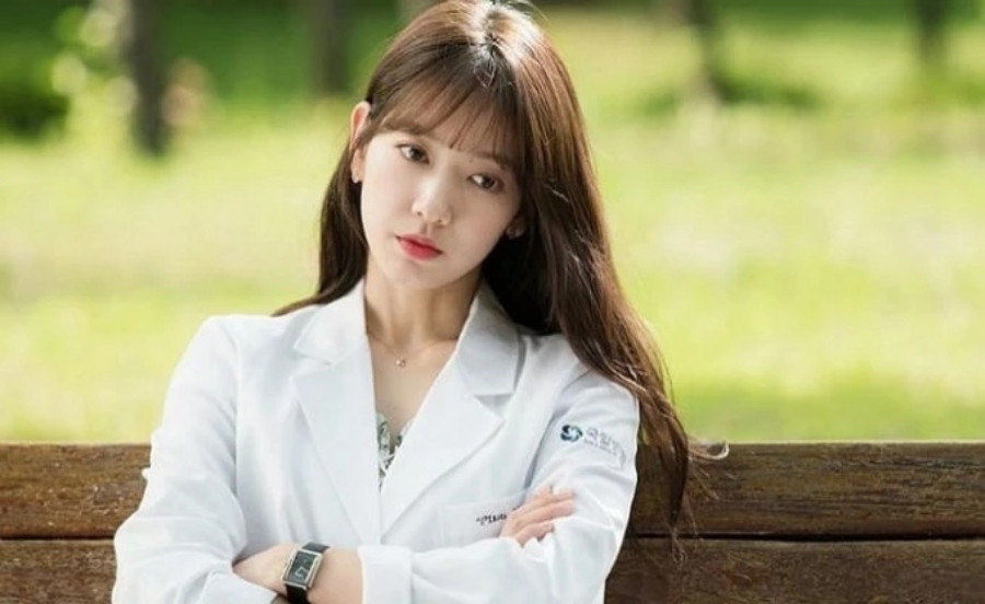 Park Shin Hye sẽ trở lại màn ảnh sau khi sinh con thứ 2. Ảnh: Phim Chuyện tình bác sĩ.