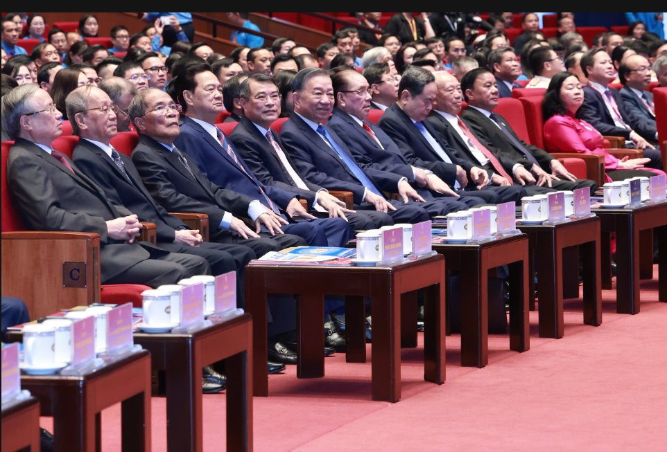 Tổng Bí thư, Chủ tịch nước Tô Lâm và lãnh đạo Đảng, Nhà nước và nguyên lãnh đạo Đảng, nhà nước dự Đại hội. Ảnh: Hải Nguyễn