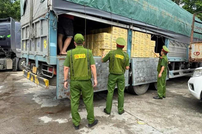 Phát hiện ôtô chở 400 thùng bia không rõ nguồn gốc tại Tuyên Quang