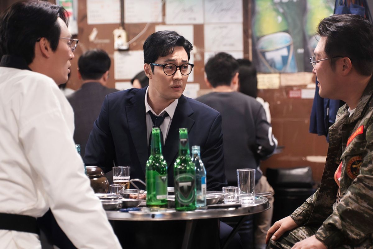 So Ji Sub tái xuất với bộ phim “Đặc vụ Kim tái khởi động“. Ảnh: Netflix