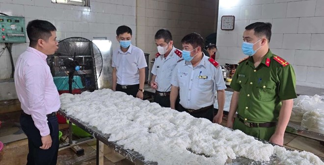Tổng kiểm tra vi phạm an toàn thực phẩm tại Nghệ An