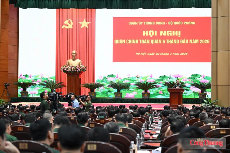 Toàn quân đẩy mạnh phát triển khoa học, công nghệ, chuyển đổi số, triển khai hiệu quả các chương trình, dự án trọng điểm về công nghiệp quốc phòng. Ảnh: Nguyên Khánh
