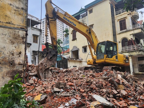 Đẩy nhanh giải phóng mặt bằng ngõ 381 Nguyễn Khang. Ảnh: Minh Hạnh