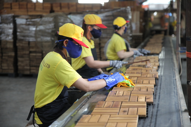 Xúc tiến thương mại không chỉ giúp doanh nghiệp ngành gỗ tìm kiếm đơn hàng mà còn mở rộng thị trường, nâng cao giá trị sản phẩm và sức cạnh tranh xuất khẩu. Ảnh: Minh Huy