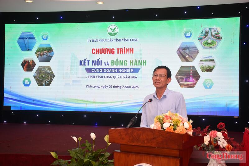 Phó Chủ tịch Thường trực UBND tỉnh Vĩnh Long Đặng Văn Chính phát biểu tại chương trình.