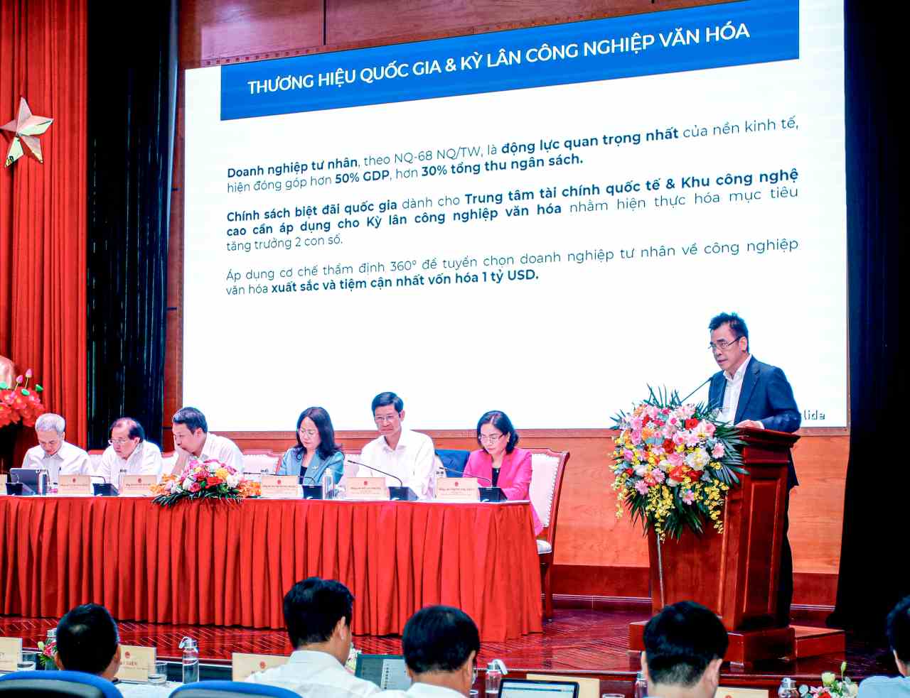 Ông Đinh Bá Thành - Chủ tịch sáng lập DatVietVAC. Ảnh: DatVietVAC