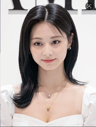 Tzuyu (Twice) rời JYP Entertainment sau 11 năm gắn bó