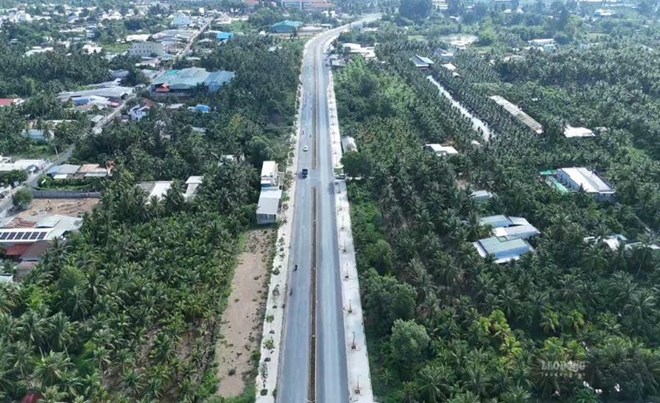 Tuyến đường hơn 206 tỉ đồng vẫn vướng 3 hộ dân