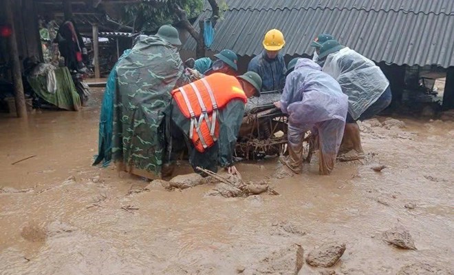 Gia Lai hỗ trợ thuốc men cho người dân bị ảnh hưởng mưa lũ ở Lai Châu