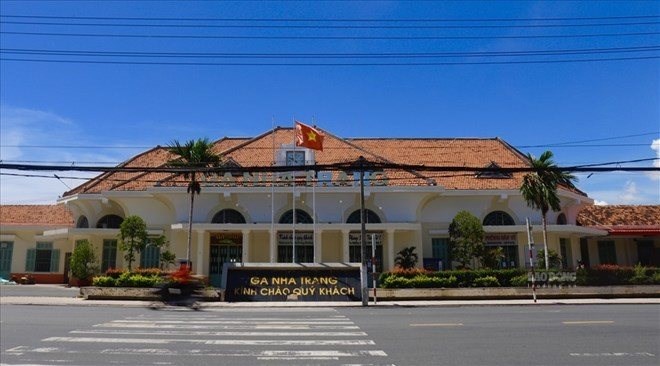 Sau vụ bánh mì Đồng Mẫn, thêm một quán bánh mì ở Nha Trang bị xử phạt