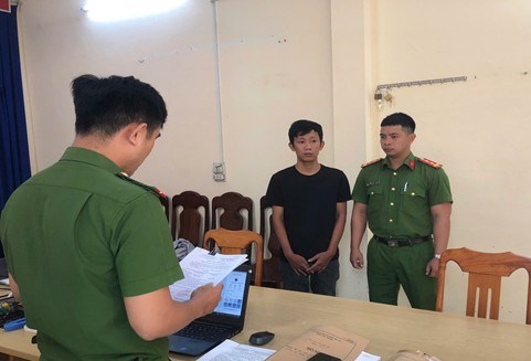 Khởi tố đối tượng dùng chiêu bán bia giá rẻ để chiếm đoạt hơn 393 triệu đồng