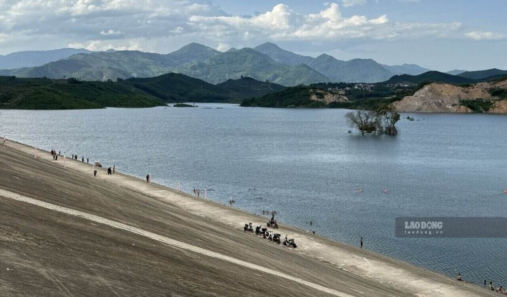 Hệ thống đường ống cấp nước với tổng chiều dài khoảng 10,362km sẽ được xây dựng, kết nối với hệ thống dẫn nước tại hồ Cánh Tạng. Ảnh: Đặng Tình