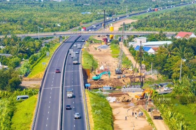 Bên trong đại công trường 67 mũi thi công, mở rộng cao tốc TPHCM - Trung Lương - Mỹ Thuận