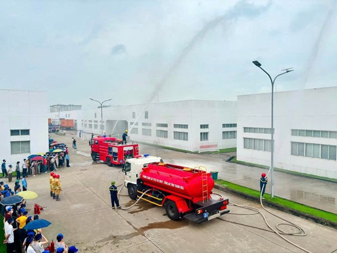 Trang bị kỹ năng phòng cháy chữa cháy cho người lao động tại Công ty TNHH Sakurai Việt Nam