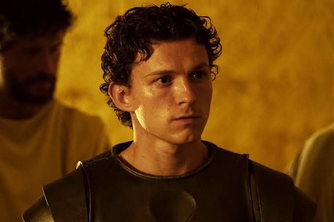 Tom Holland trong “The Odyssey”. Ảnh: CGV