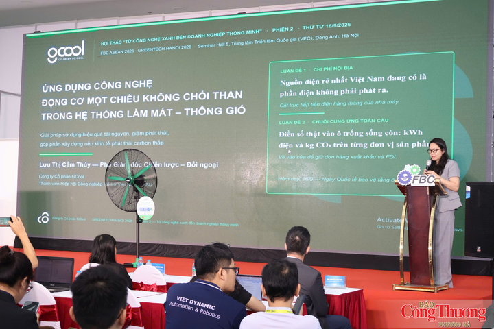 Toàn cảnh sự kiện.