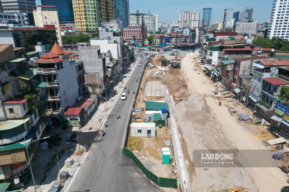 Toàn bộ dự án đường Vành đai 1 đoạn Hoàng Cầu - Voi Phục dự kiến hoàn thành trong năm 2026. Ảnh: Sóng Hữu
