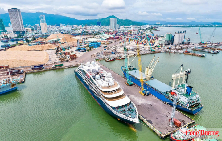Khu vực Cảng Quy Nhơn.