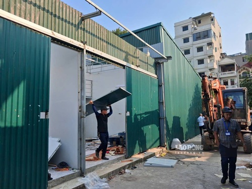Hà Nội cưỡng chế công trình lấn chiếm đất công ở Thanh Liệt. Ảnh: Minh Hạnh chụp sáng 28.10.2026